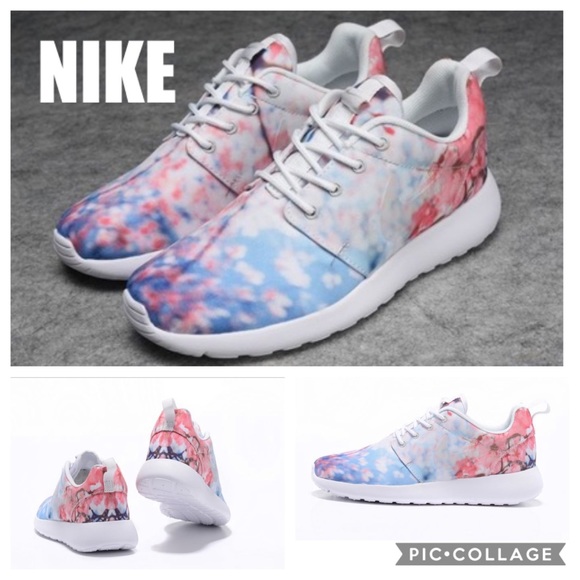 Nike Shoes - NIKE Roshe Run One Cherry Blossom Sneakers 9